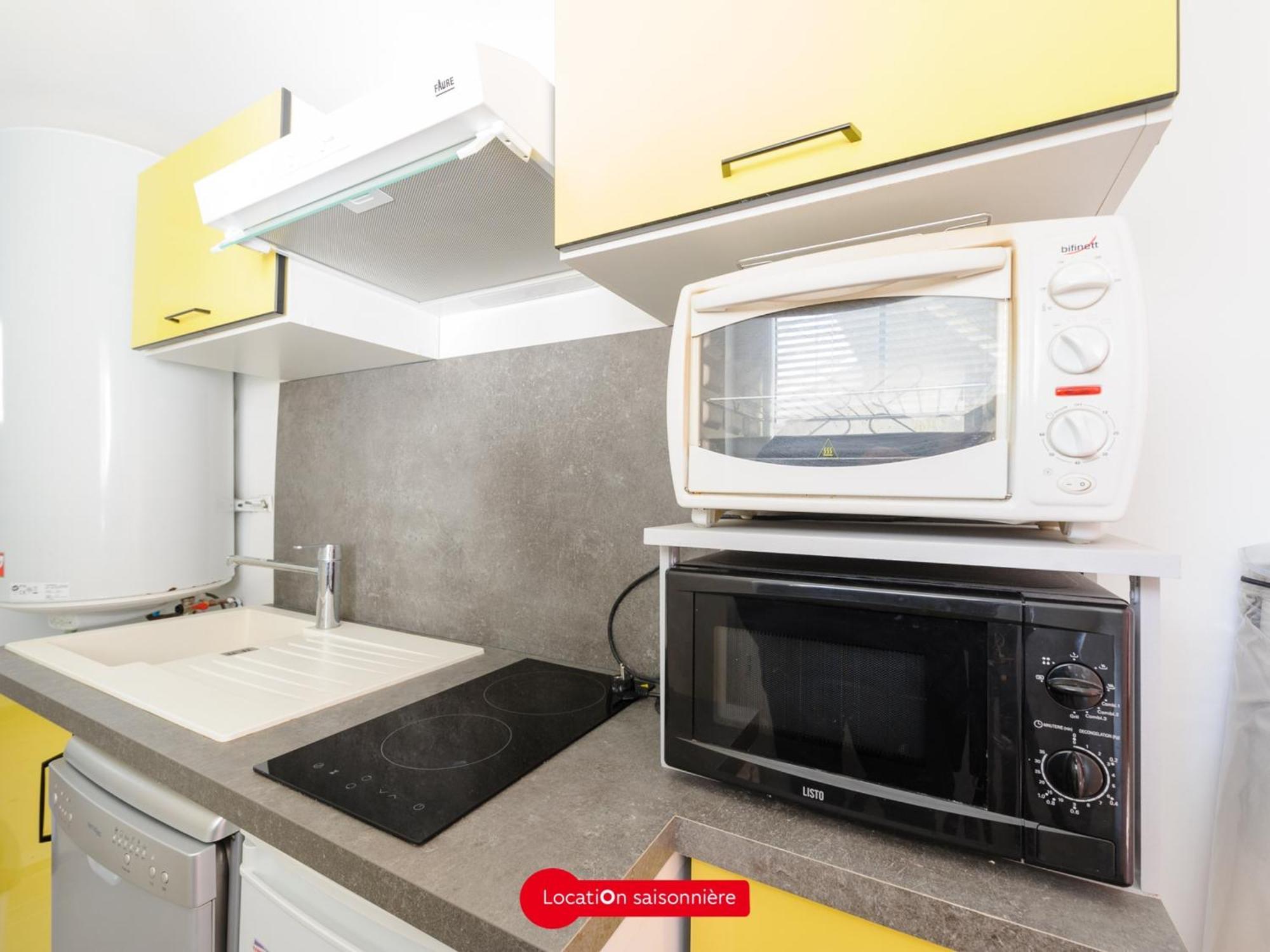 Appartement T2 A 50M De La Plage Avec Cour, Wifi Et Equipements Bebe - 4 Pers, Chatelaillon-Plage - Fr-1-535-17 Buitenkant foto